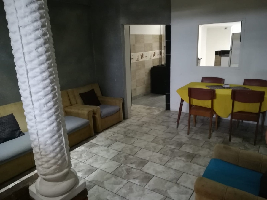 4 Bedroom Property for Sale in Bethelsdorp Eastern Cape